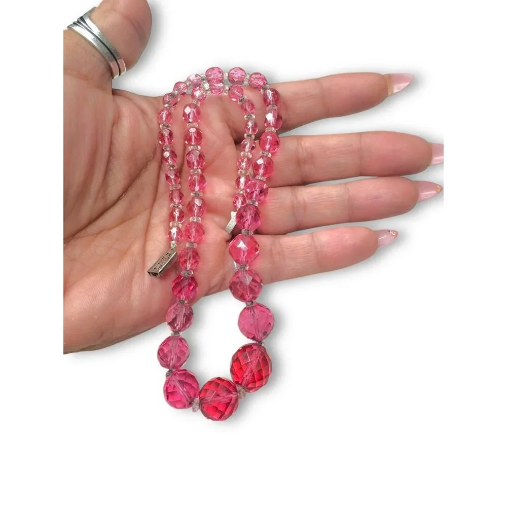 Vintage Pink Faceted Crystal Graduated Beaded Necklace Japan 16.5" Mid-Century - Picture 10 of 10